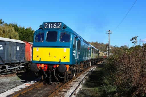 D7535 double heading with D7612 at Staverton in 2018. Photo by Rob Sherwood